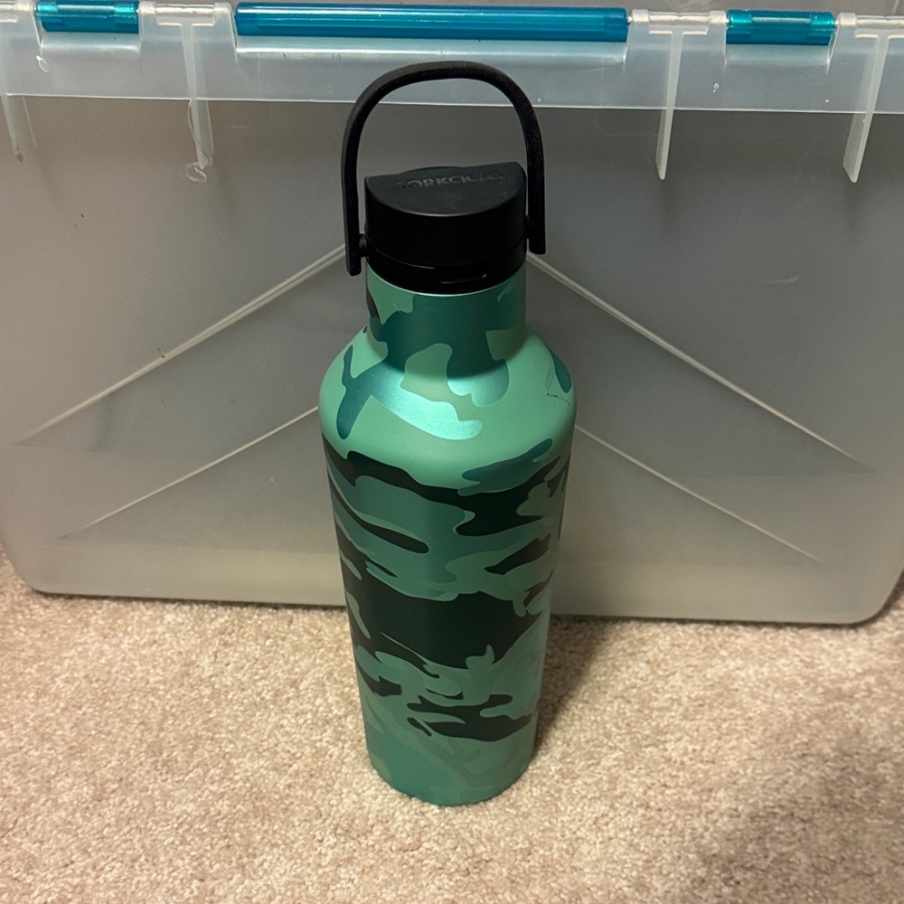 Corkcicle Camo Green Water Bottle